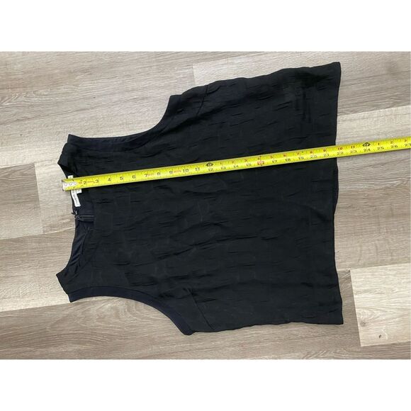 Search for Sanity Black Crinkle Tank, Silk Blend Blouse, Size Large - Picture 6 of 9